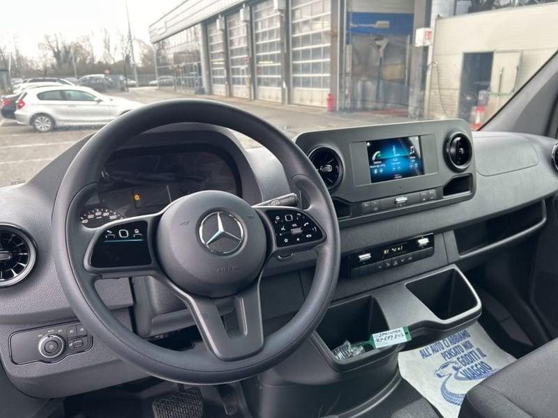 Mercedes-Benz Sprinter 419 CDI F 43/35