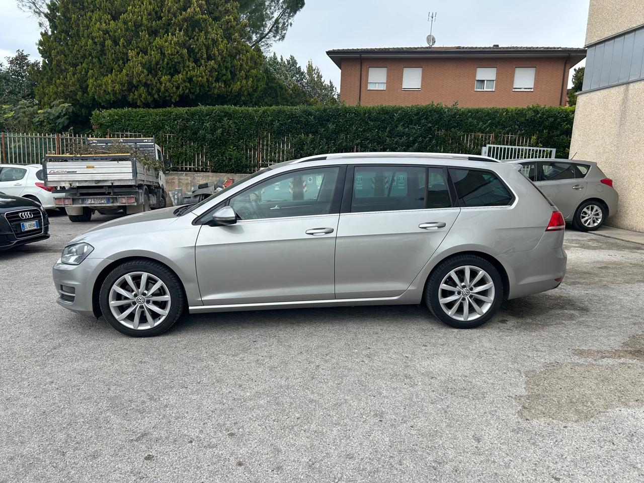 Volkswagen Golf Variant 1.6 TDI 110 CV DSG
