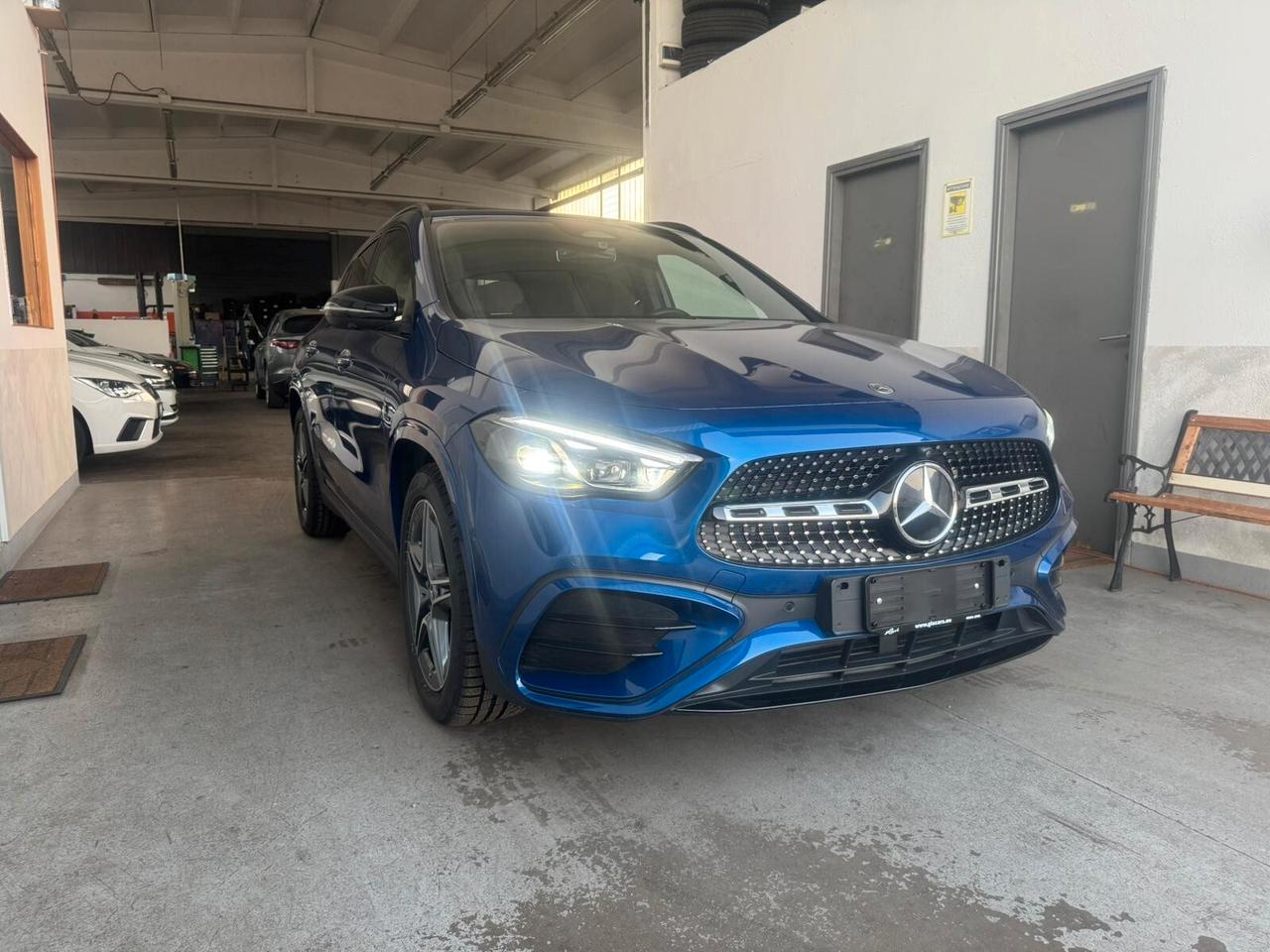 Mercedes-benz GLA 220 GLA 200 Automatic 4Matic Premium