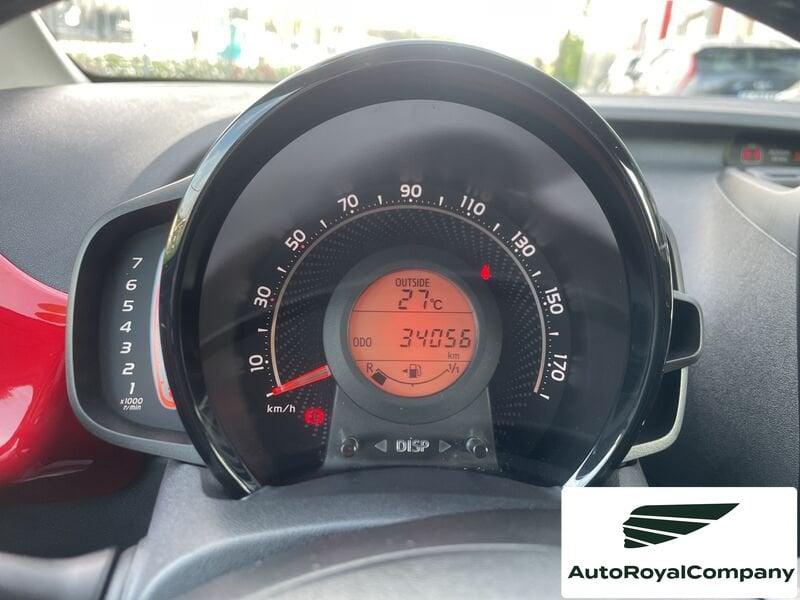 Toyota Aygo Connect 1.0 VVT-i 72 CV 5 porte x-clusiv