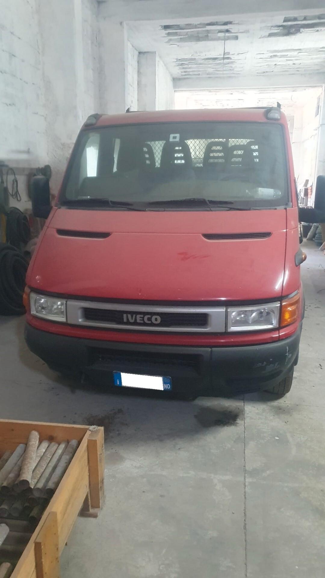 iveco daily 35c11 doppia cabina ribaltabile