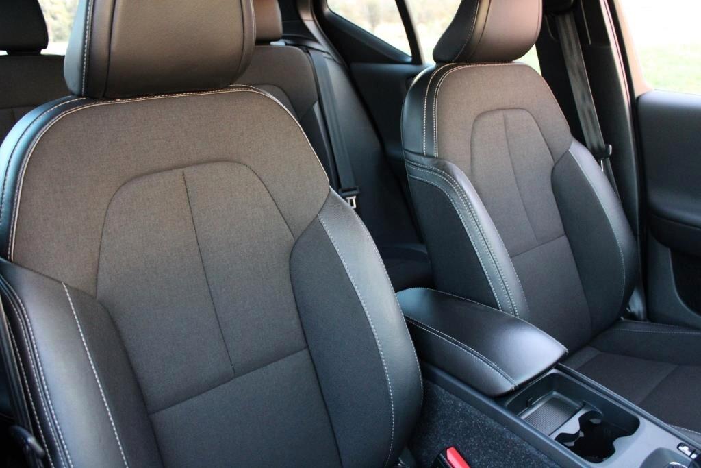 VOLVO XC40 D3 Momentum *FULL LED *Carplay