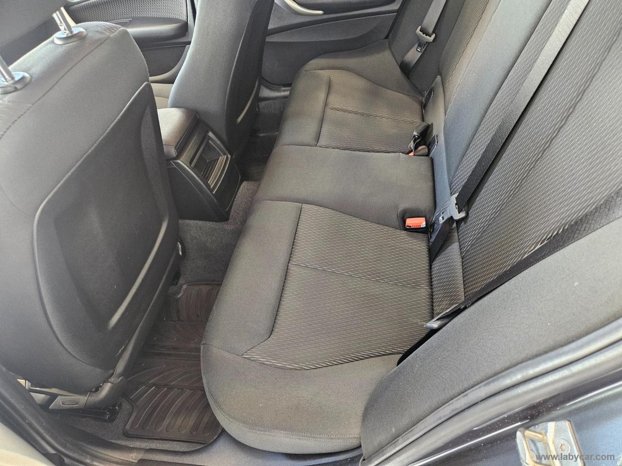 BMW 116d 5p. Business Advantage