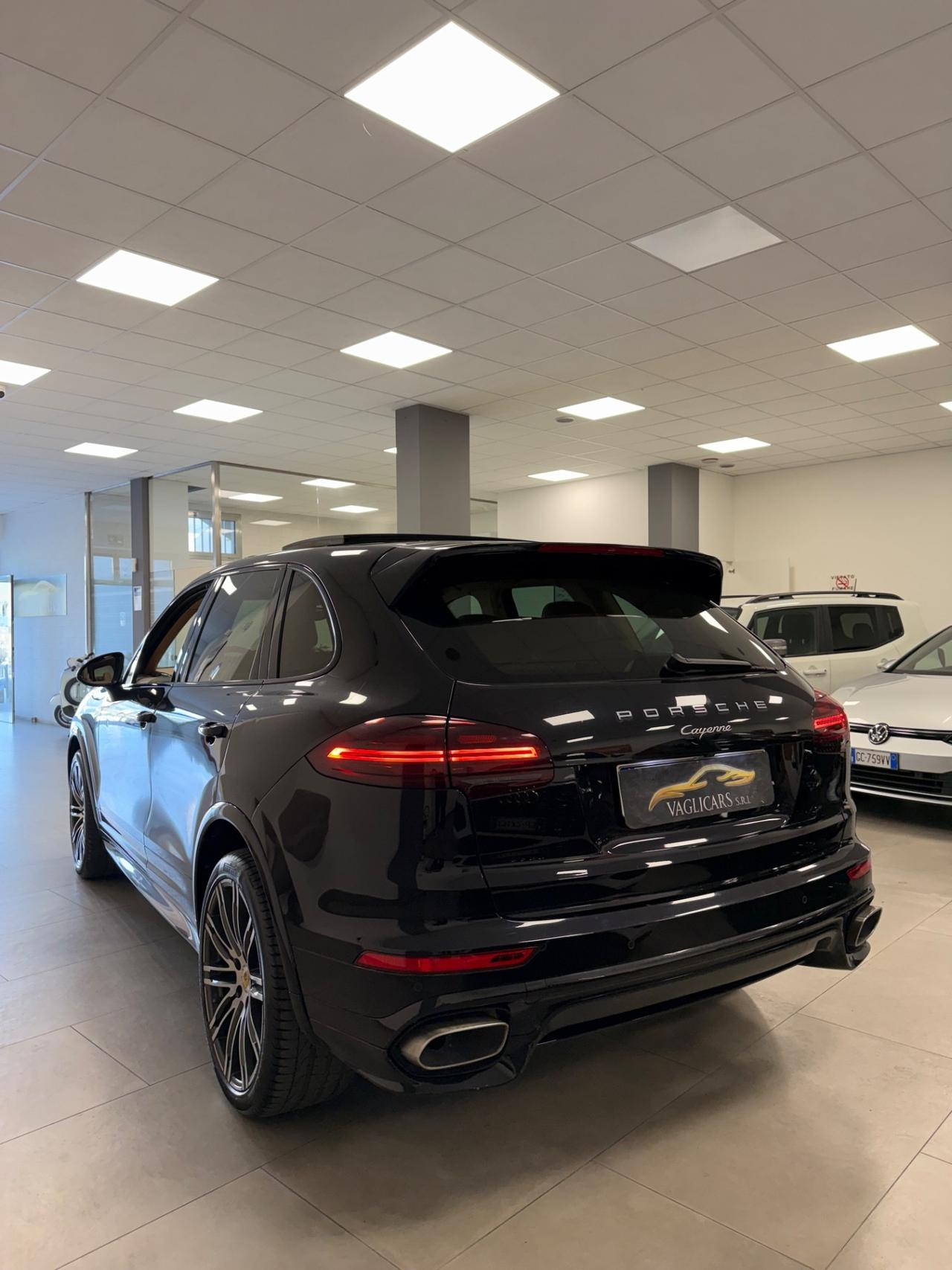 Porsche Cayenne 3.0 Diesel Platinum Edition