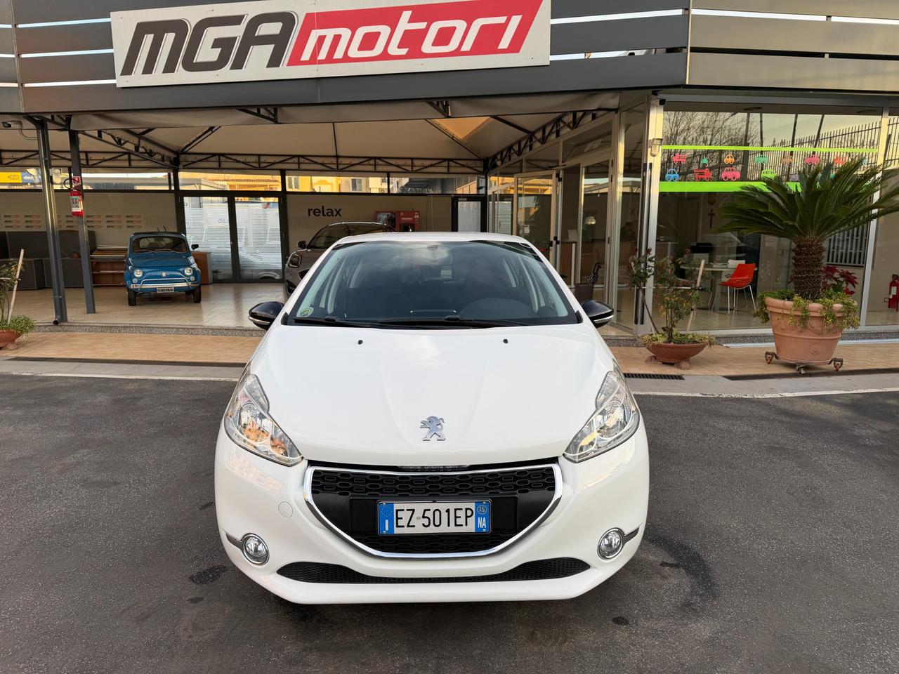 Peugeot 208 5 Porte 208 5p 1.4 hdi 8v Allure