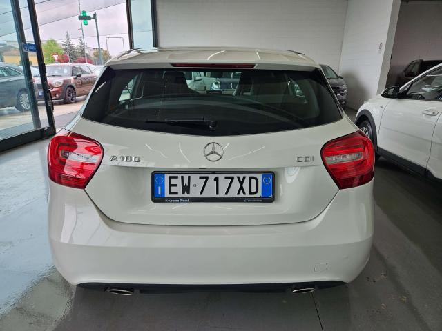 Mercedes-Benz A 180 cdi Sport automatico / Neopatentati