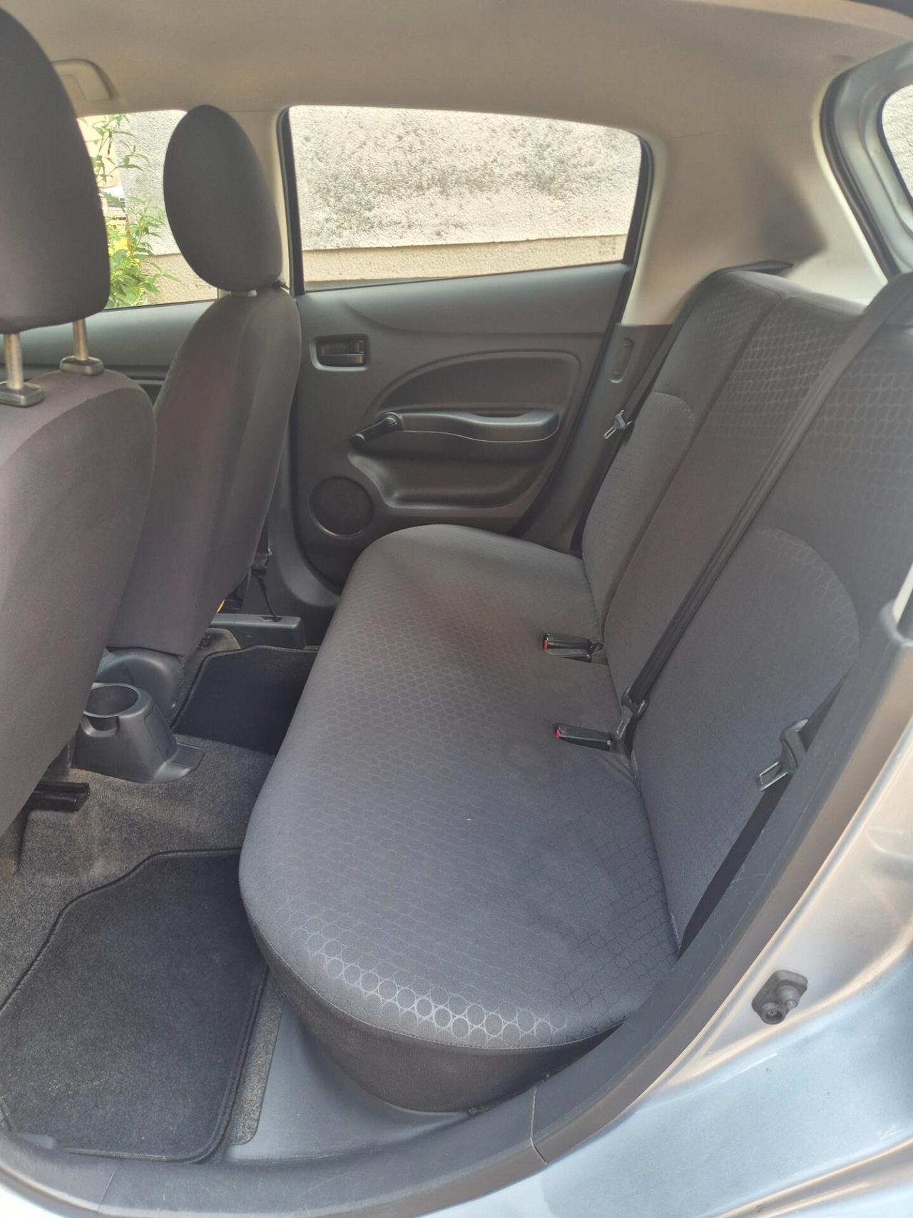 Mitsubishi Space Star 1.0 benzina neo patentati