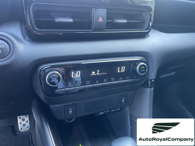 Toyota Yaris 1.5 130 Hybrid 5 porte GR Sport IVA ESPOSTA