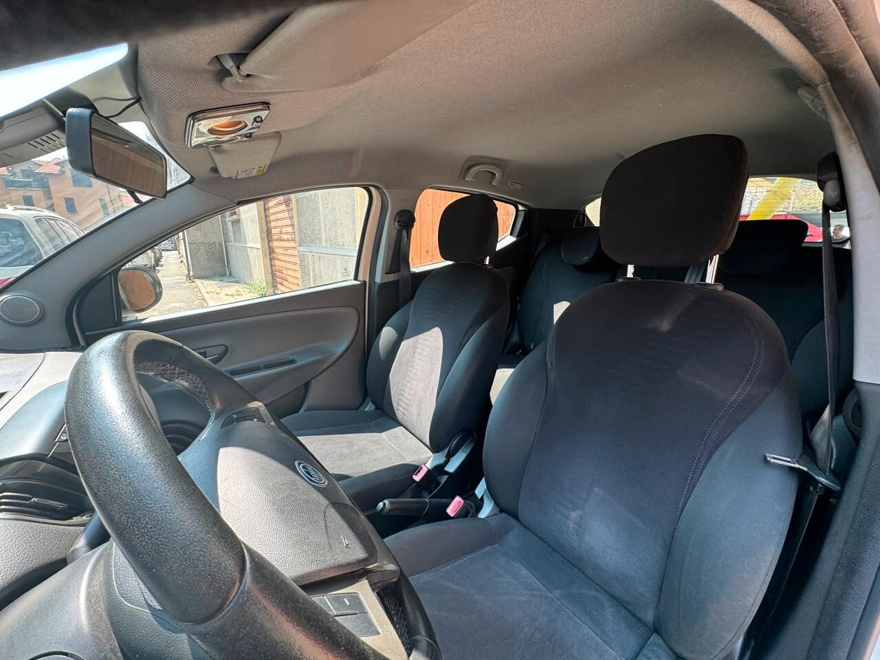 Lancia Ypsilon 1.2 69 CV 5 porte Elle