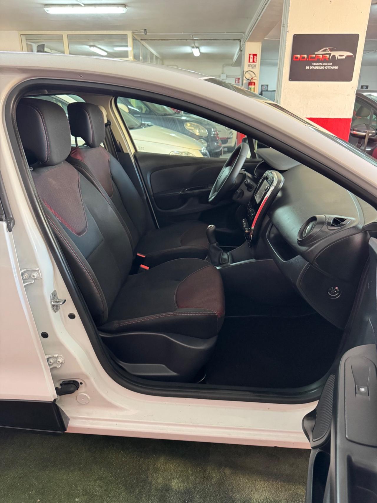 Renault Clio 1.2 75CV 5 porte Live UNICO PROPRIETARIO