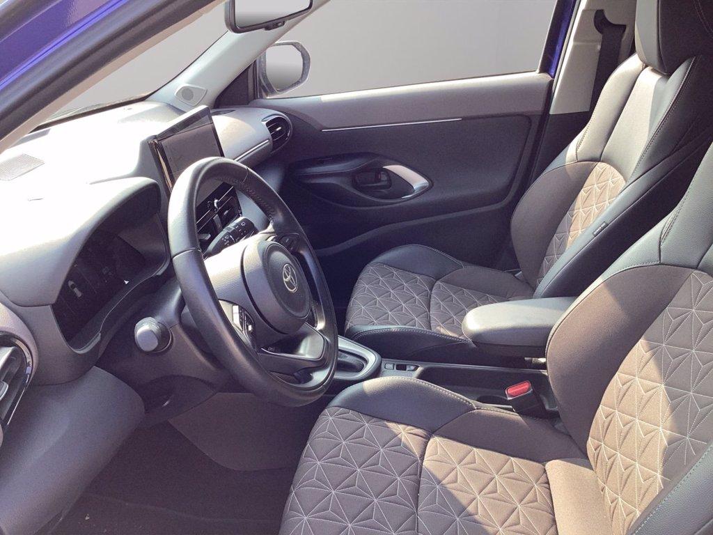 TOYOTA Yaris cross 1.5h lounge fwd 130cv e-cvt del 2024