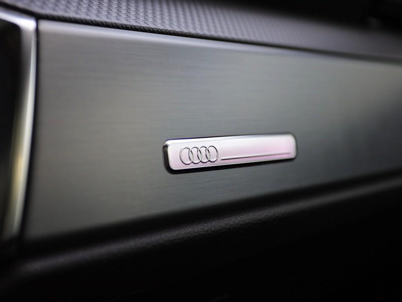 Audi Q3 sportback 45 1.4 tfsi e s line edition s-tronic