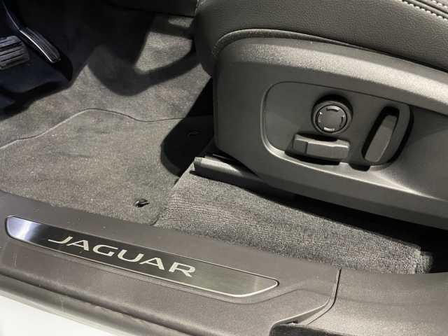 Jaguar F-PACE R-Dynamic SE