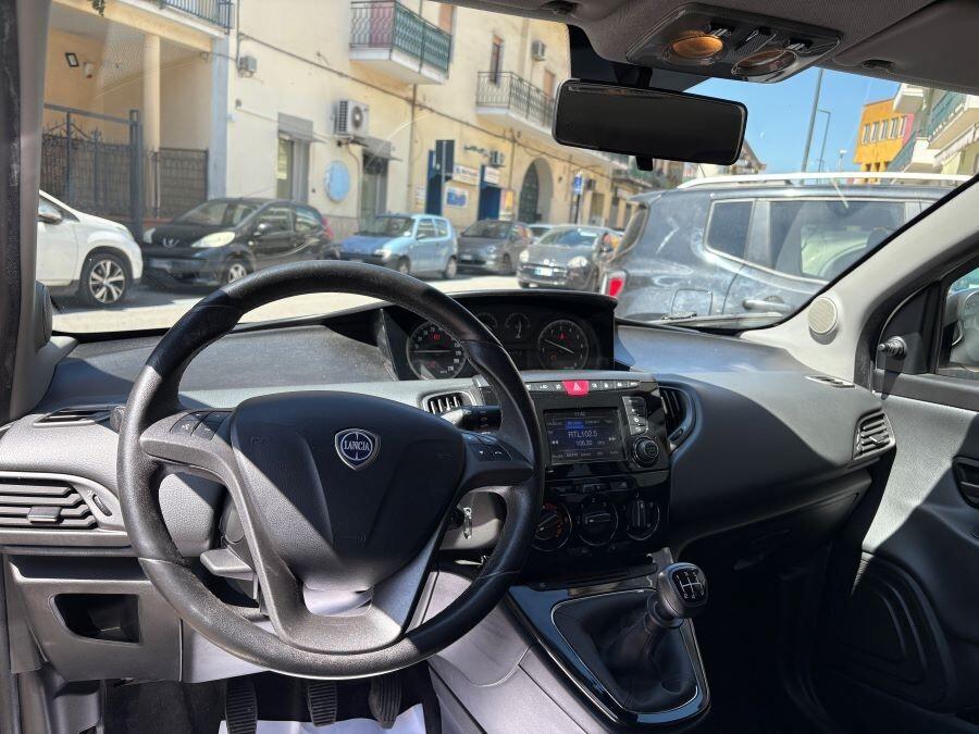 LANCIA YPSILON 1.2 GPL ECOCHIC GOLD CERTIFICATA