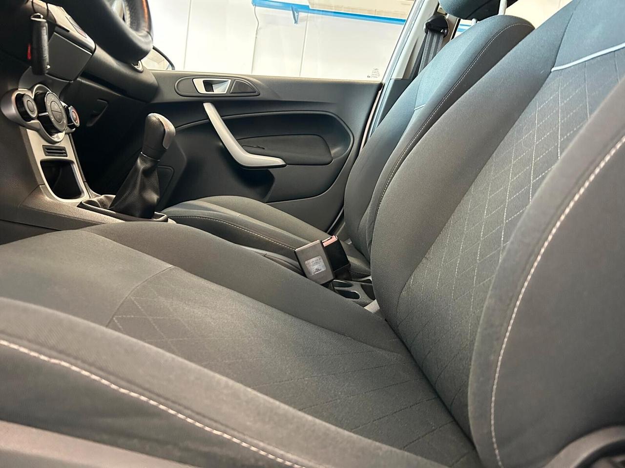 Ford Fiesta Ikon 1.4 TDCi 70CV 5 p. UNICO PR.
