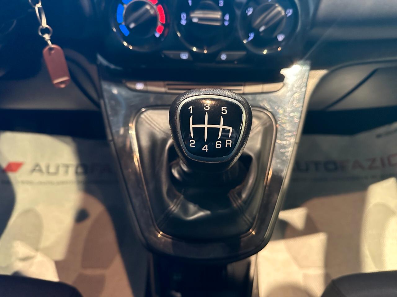 Lancia Ypsilon 1.0 FireFly 5 porte S&S Hybrid Gold Plus