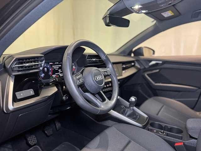 Audi A3 SPB 30 TDI Business