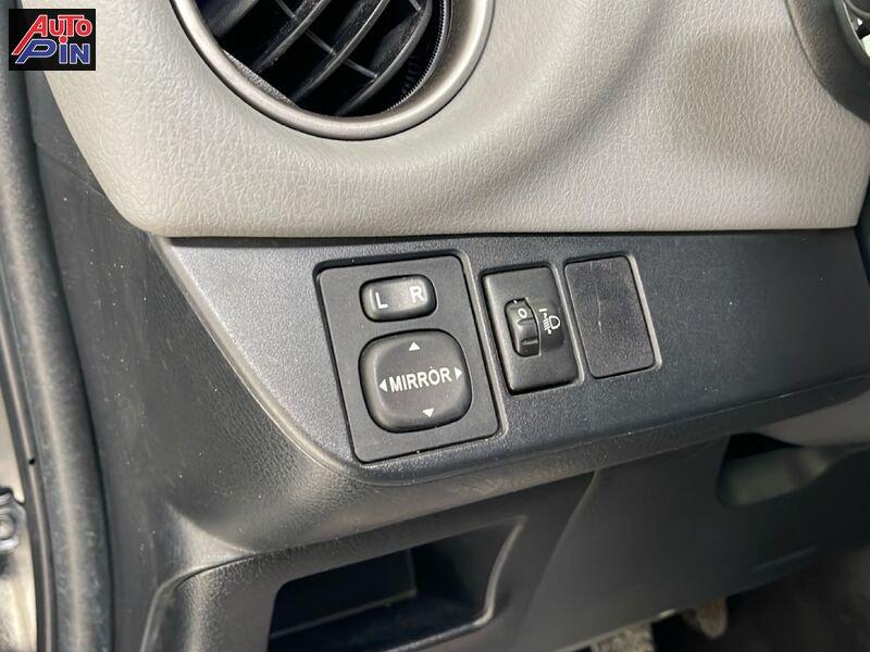 Toyota Yaris 1.4 D-4D 90cv