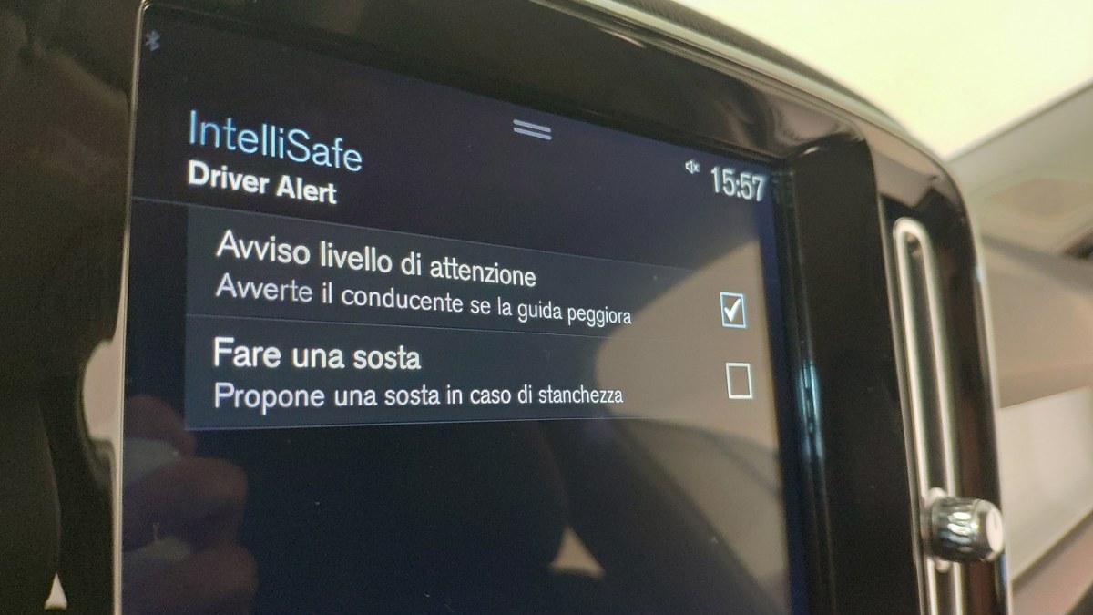 VOLVO Xc40 T4 Awd Geartronic Momentum