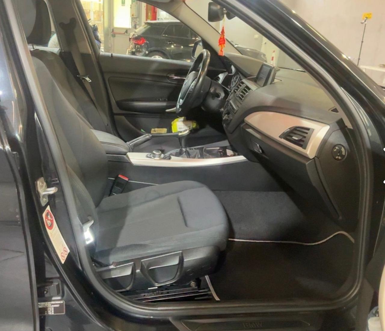 Bmw 116 116d 5p. Urban