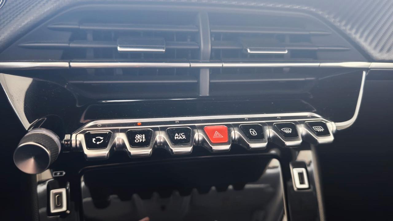 Peugeot 2008 BlueHDi 130 S&S EAT8 Allure