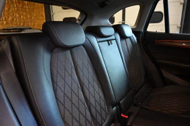 BMW X1 SDRIVE 18d SPORT BLACKLINE AUT.NAVI LED18"TEL FULL