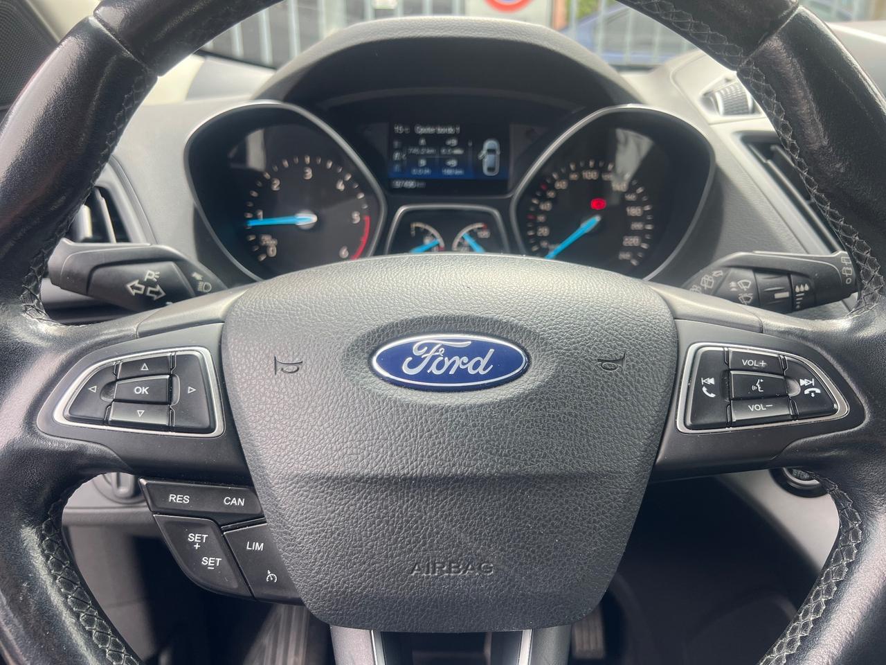 Ford Kuga 1.5 TDCI 120 CV Business gancio traino