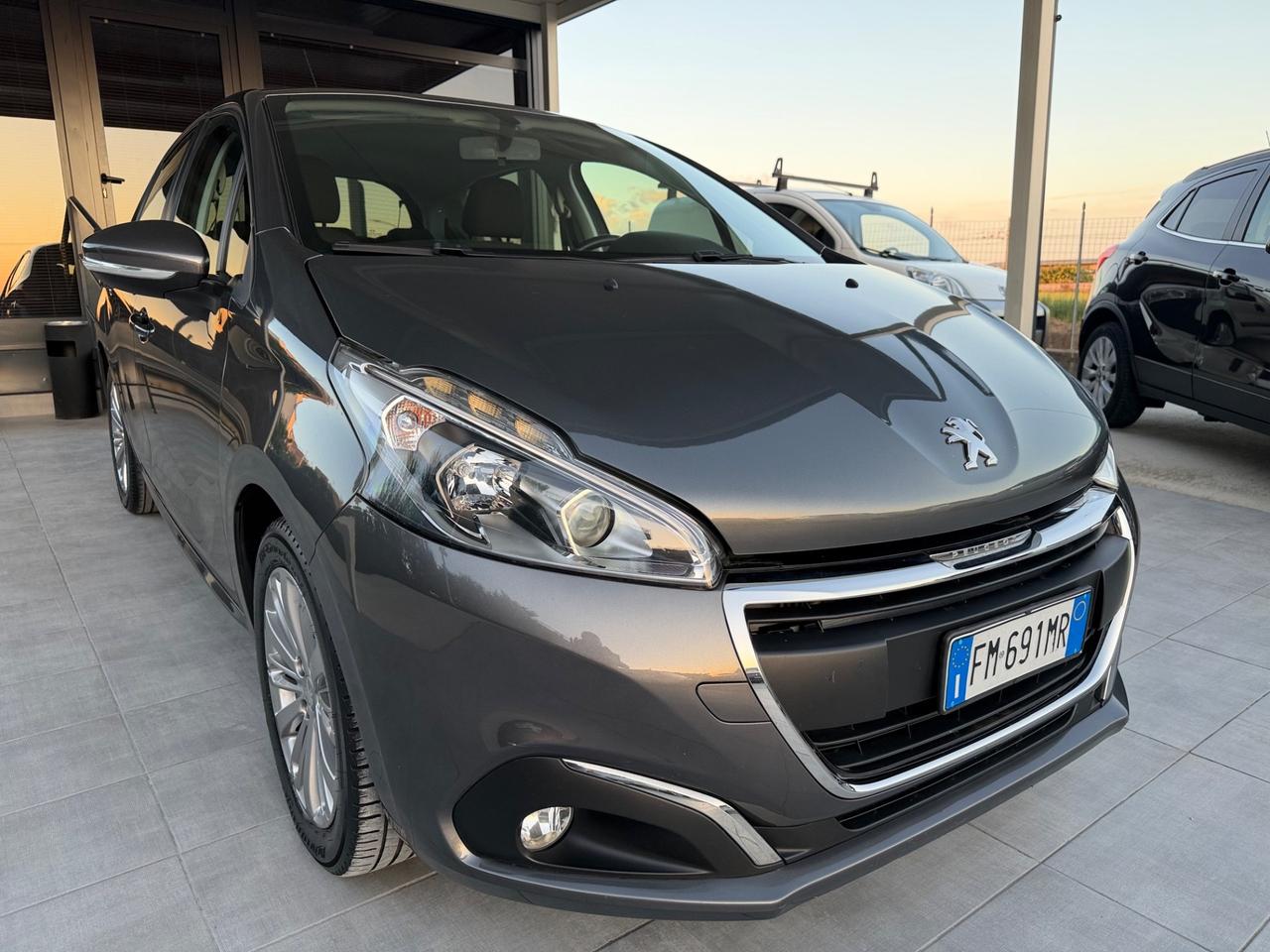 Peugeot 208 BlueHDi 75 5 porte Allure
