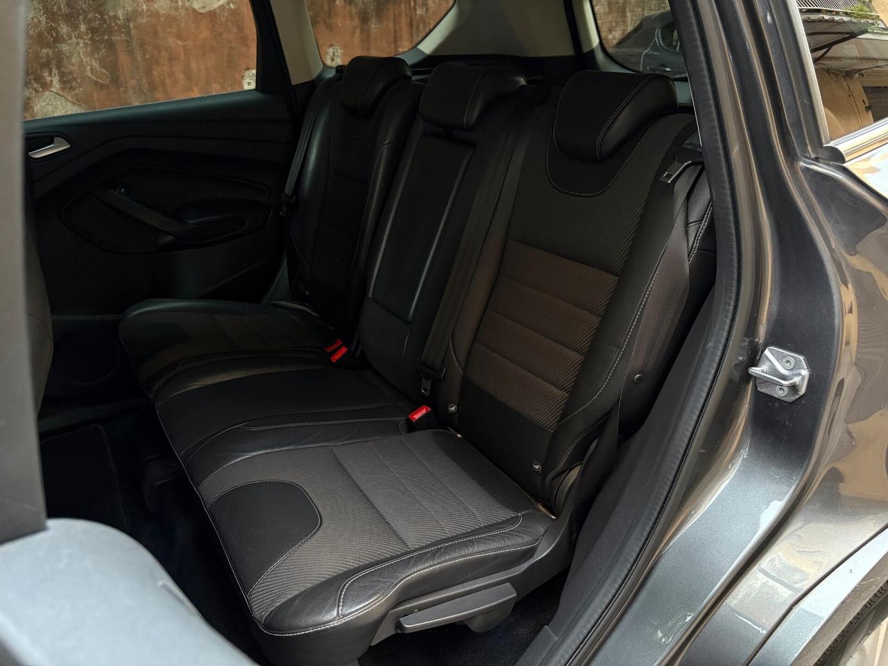 Ford Kuga 2.0 TDCI Powershift Titanium X 180CV - UNIPRO