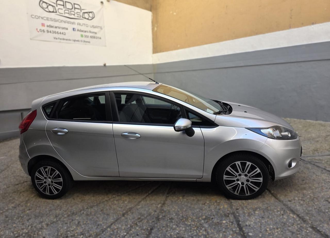 FORD FIESTA 1.4 AUTOMATICA