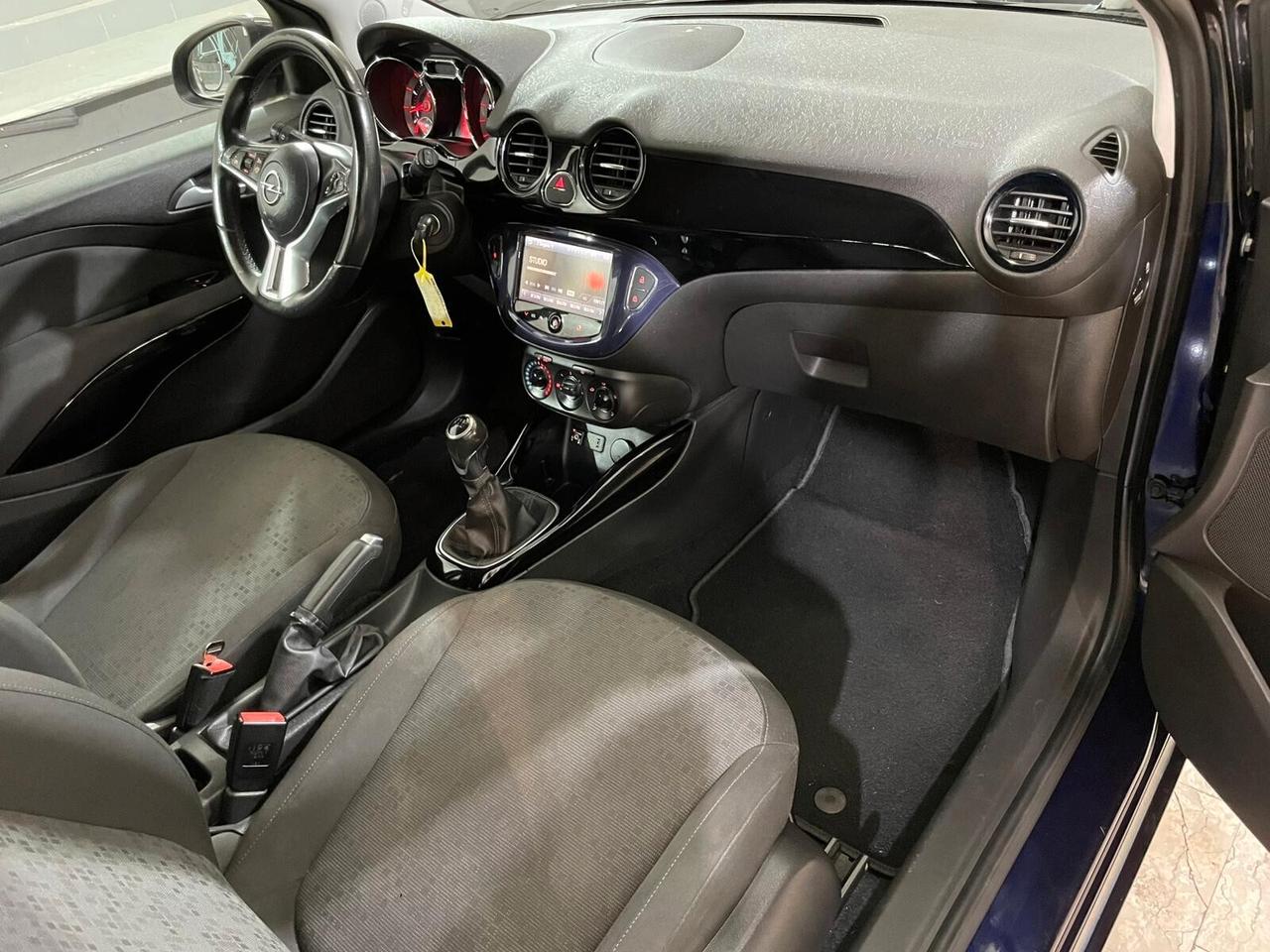 Opel Adam 1.2 70 CV White/Black Link GPL