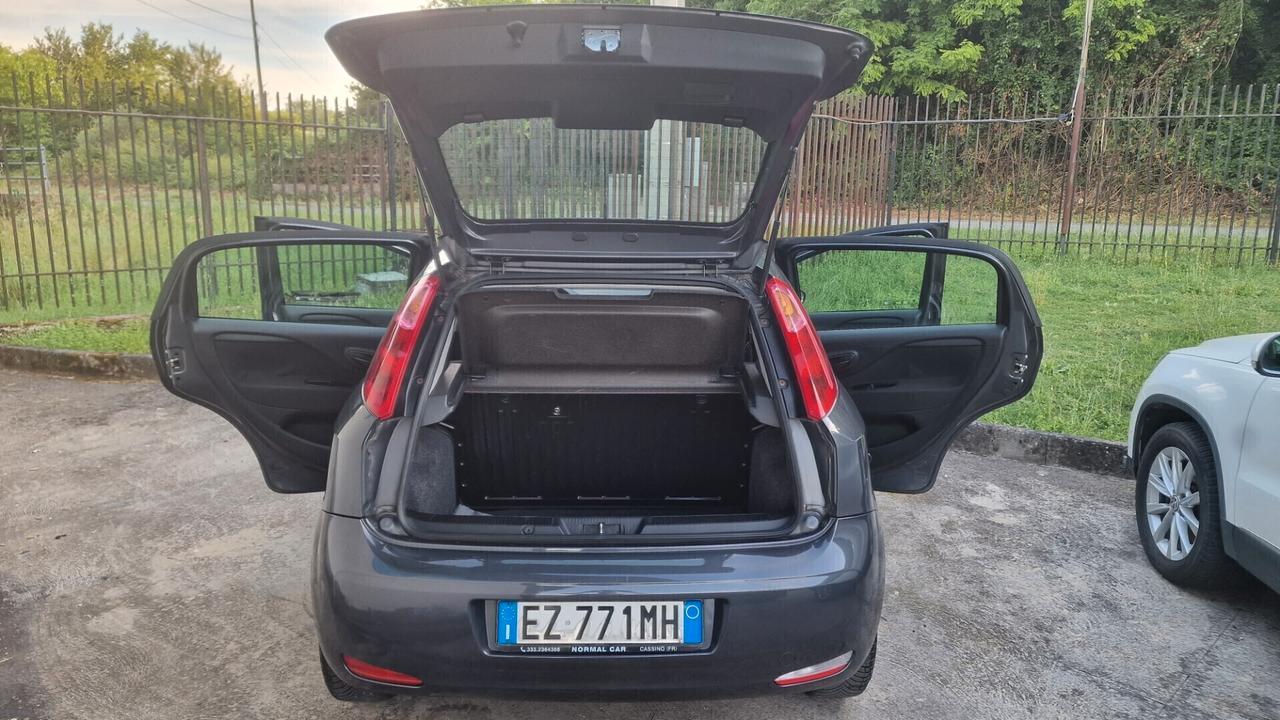 Fiat Punto 1.2 8V 5 porte Street - 2015 "ottime condiz."
