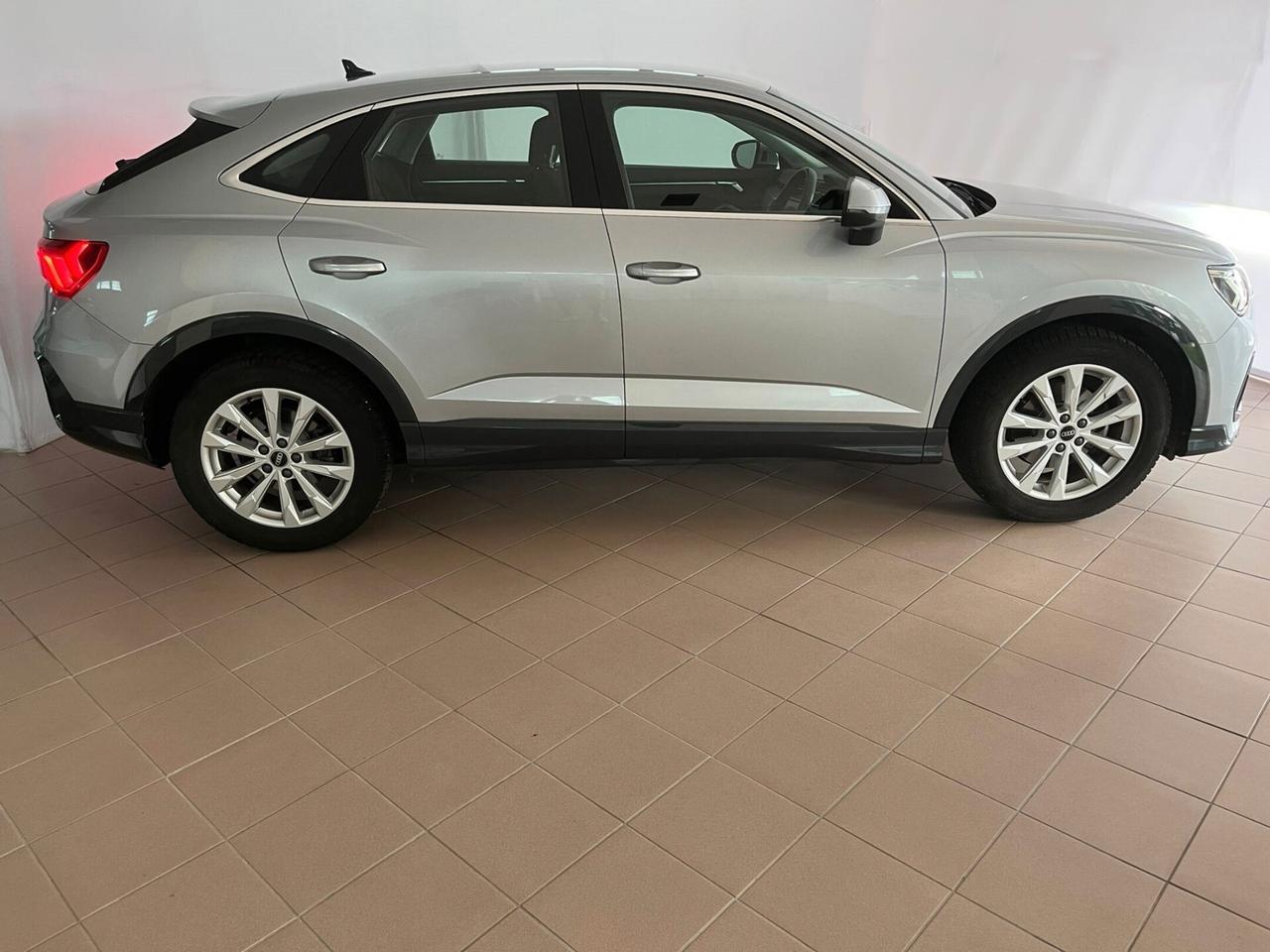 Audi Q3 SPB 35 TDI S tronic Business Plus