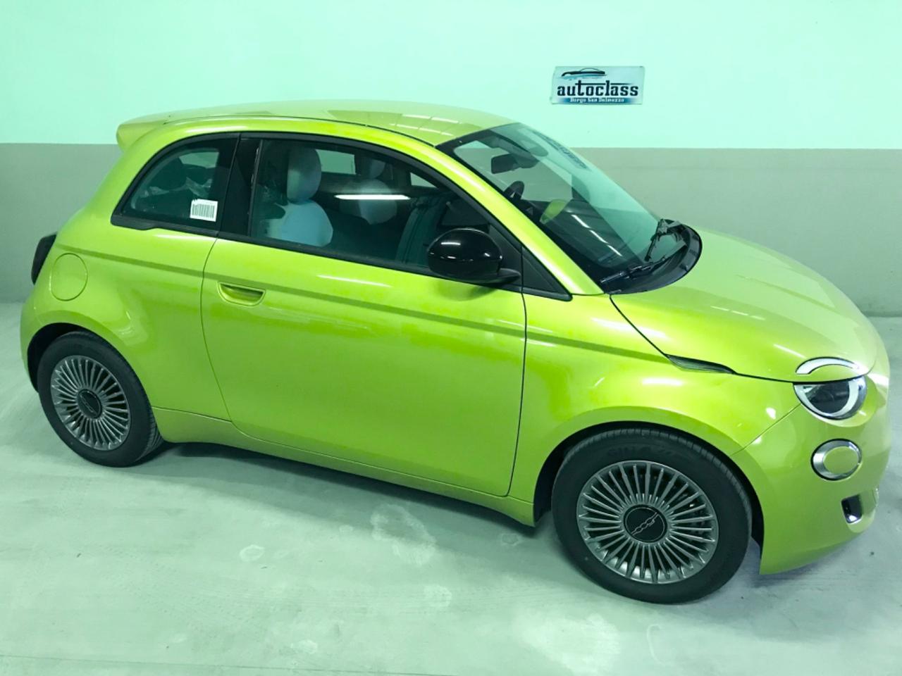 Fiat 500 Berlina Hybrid Icon
