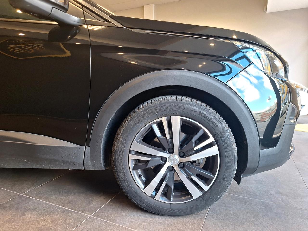 Peugeot 3008 BlueHDi 130 S&S EAT8 Allure