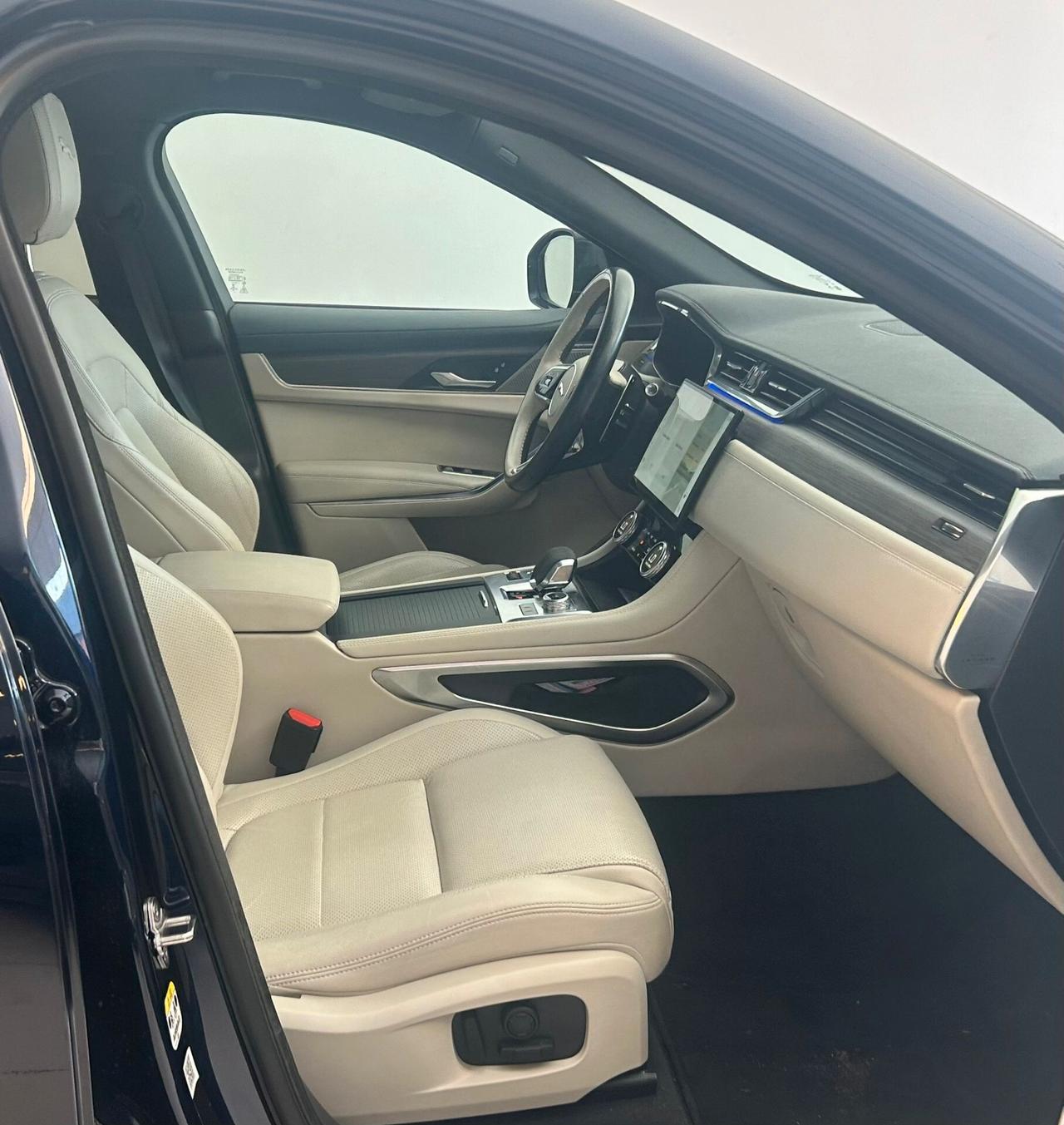 Jaguar F-Pace 2.0 D 163 CV AWD aut. SE