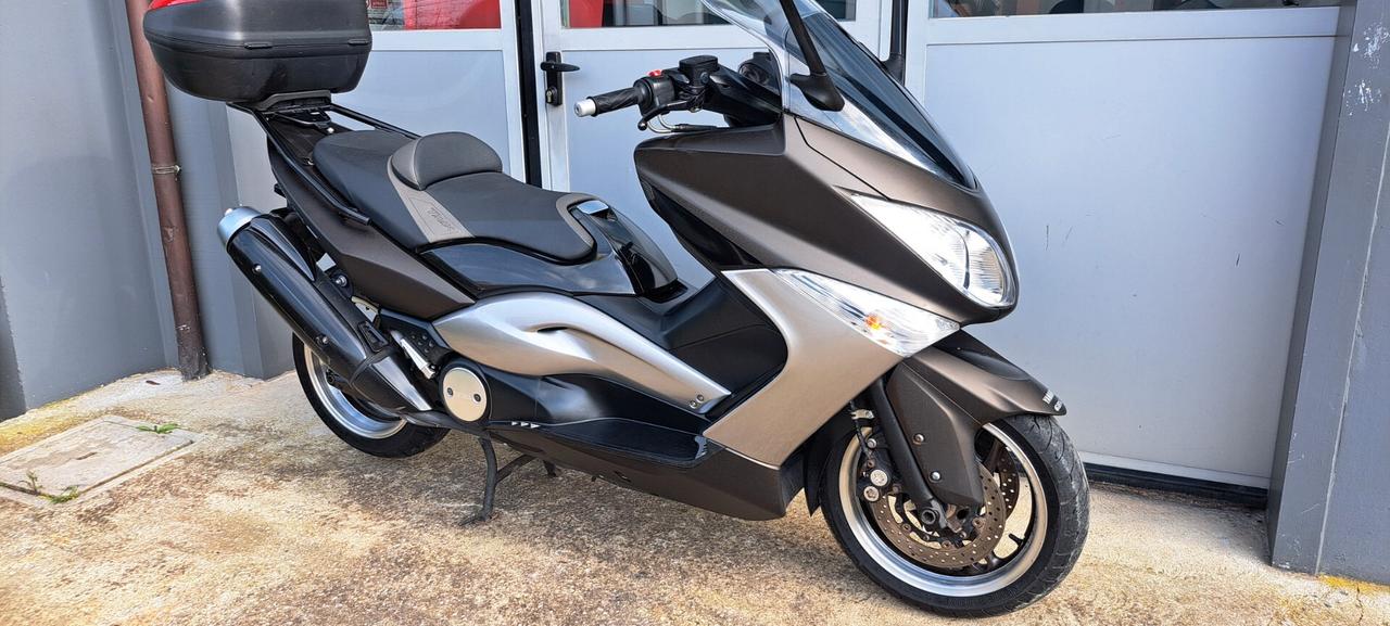 Yamaha T Max
