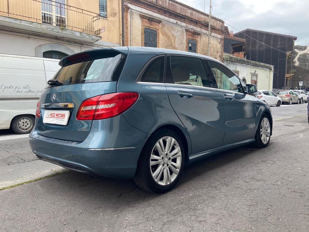 Mercedes-benz B 200 CDI BlueEFFICIENCY Premium