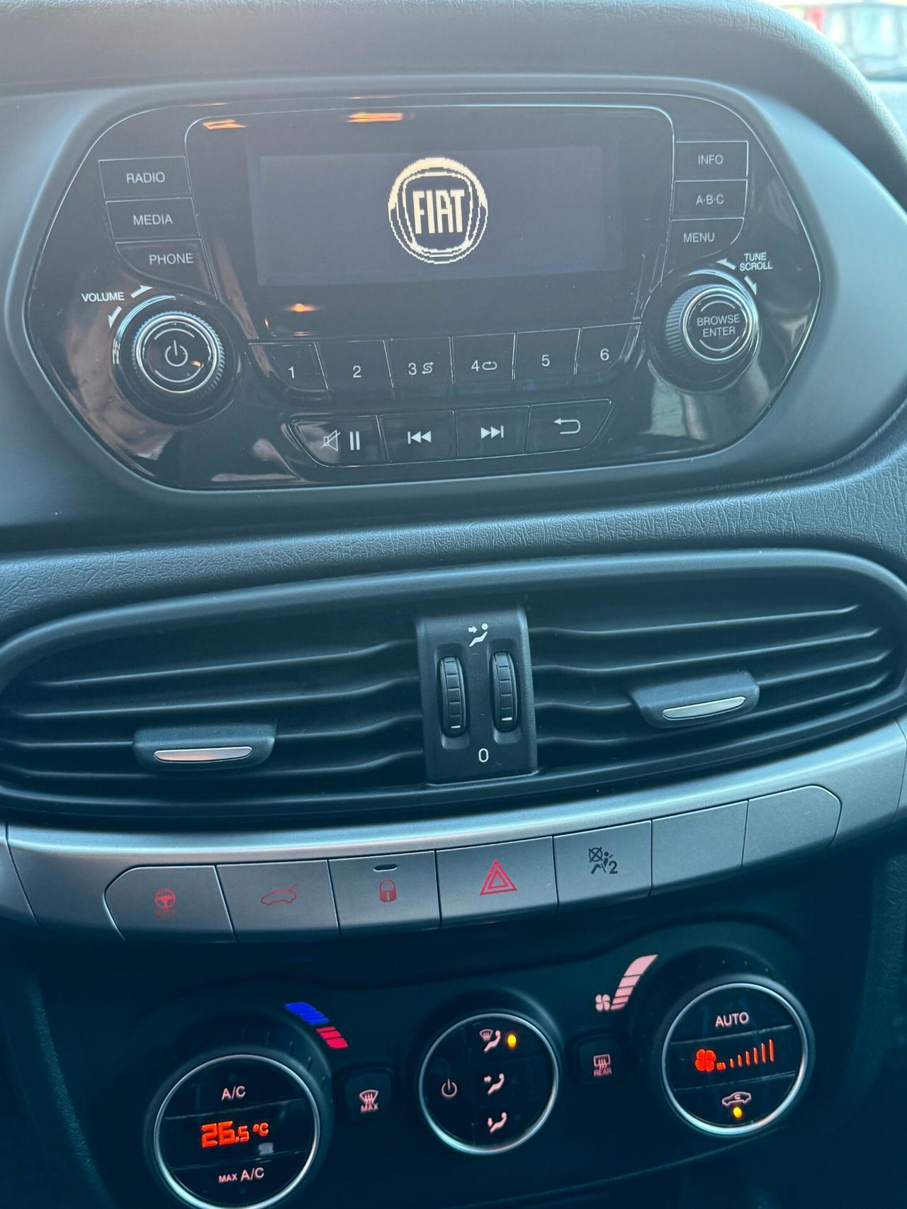 Fiat Tipo 1.4 4 porte Easy