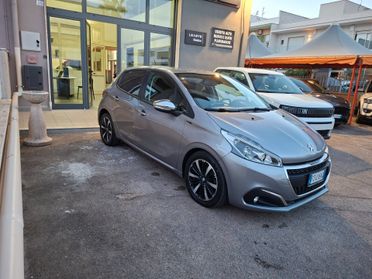 Peugeot 208 BlueHDi 100 S&S 5 porte Signature