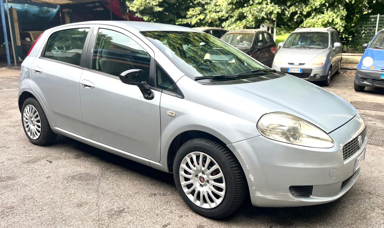 Fiat Grande Punto 1.2 benzina OK NEOPATENTATI