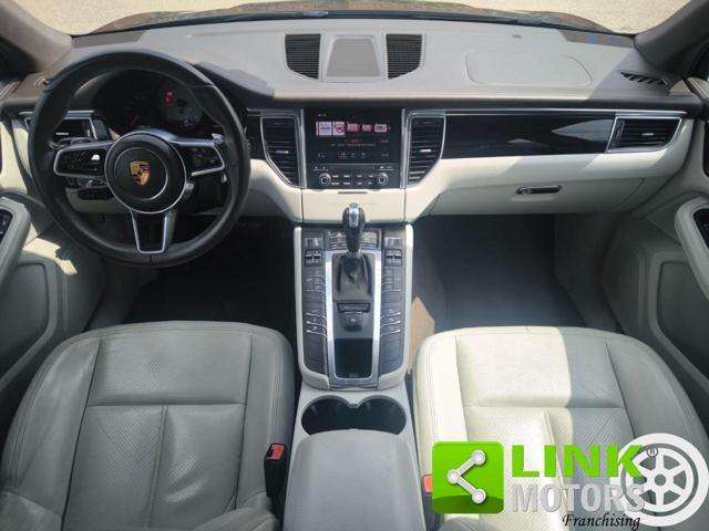 PORSCHE Macan S