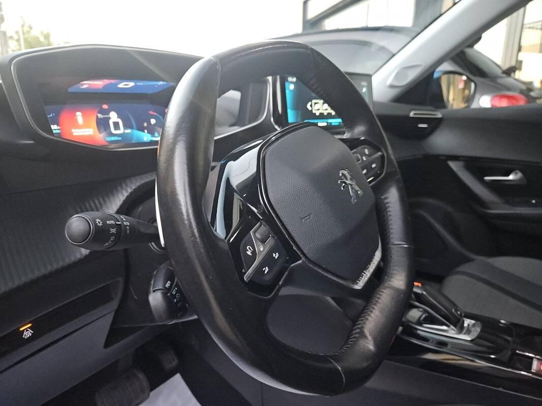 Peugeot 2008 1.5 bluehdi Allure Pack s&s 130cv eat8