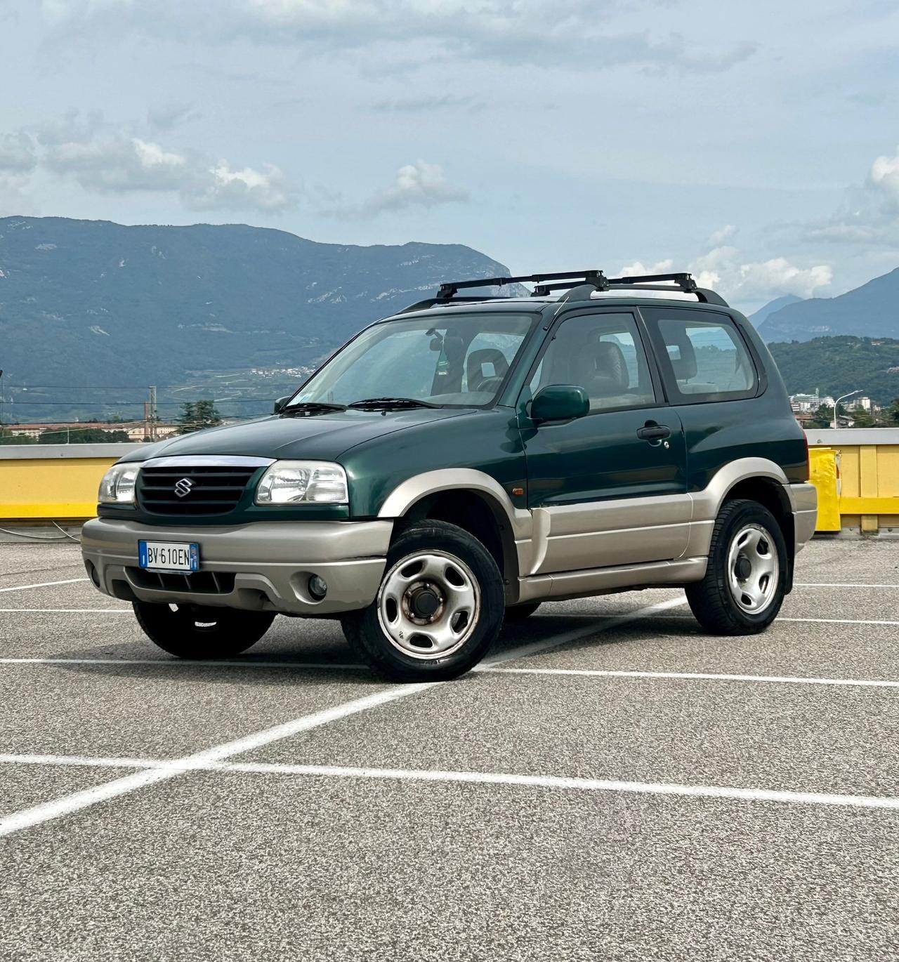 Suzuki Grand Vitara 1.6i cat 3 porte Neopatentati