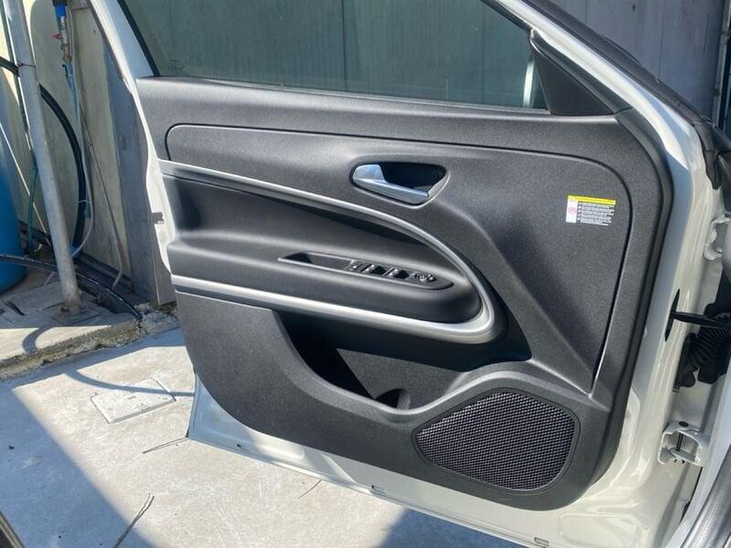 Jeep Avenger e-Hybrid 1.2 MHEV e-Hybrid Turbo Summit