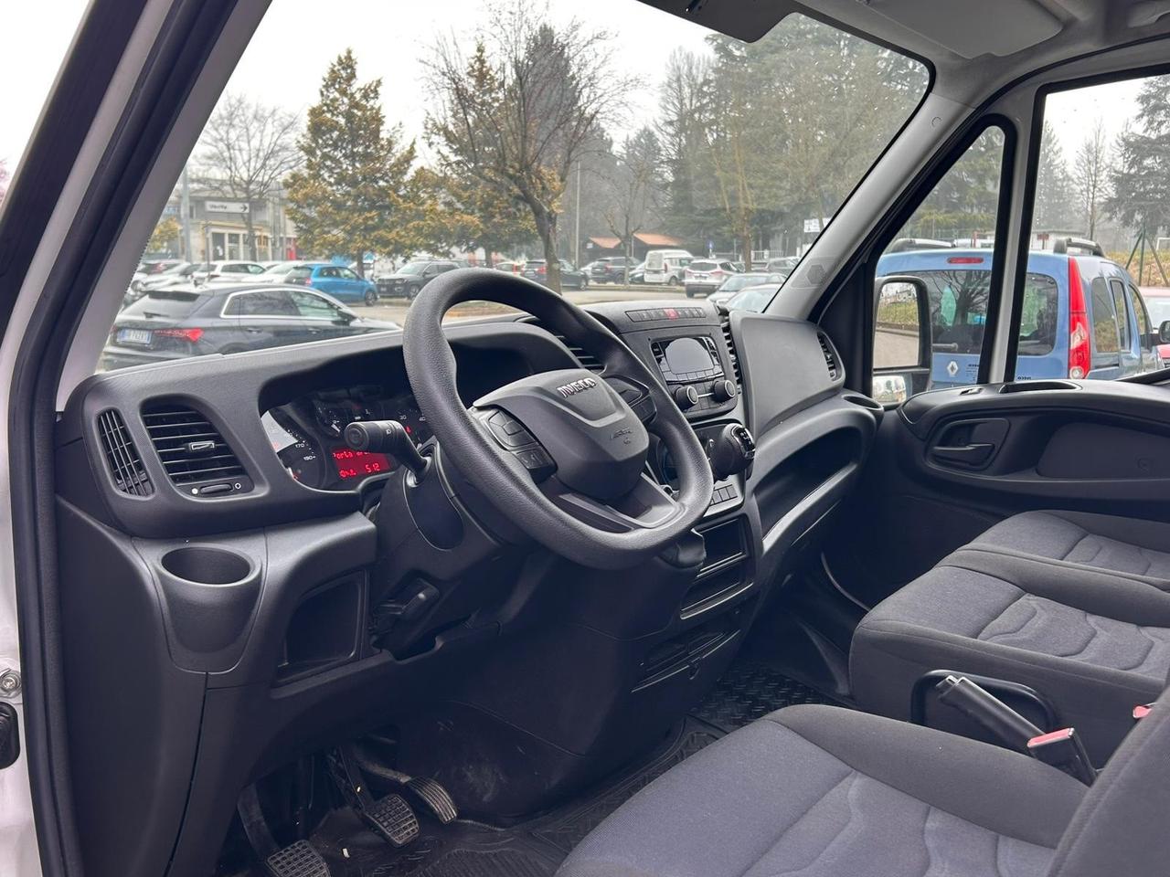 Iveco Daily 35S12 2.3 HPT – 2020 – 80.000 km – Euro 6 – Passo Medio Tetto Alto – Ottime Condizioni