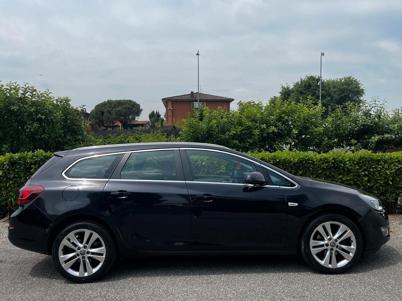 Opel Astra 1.7 CDTI 125CV Sports Tourer Cosmo