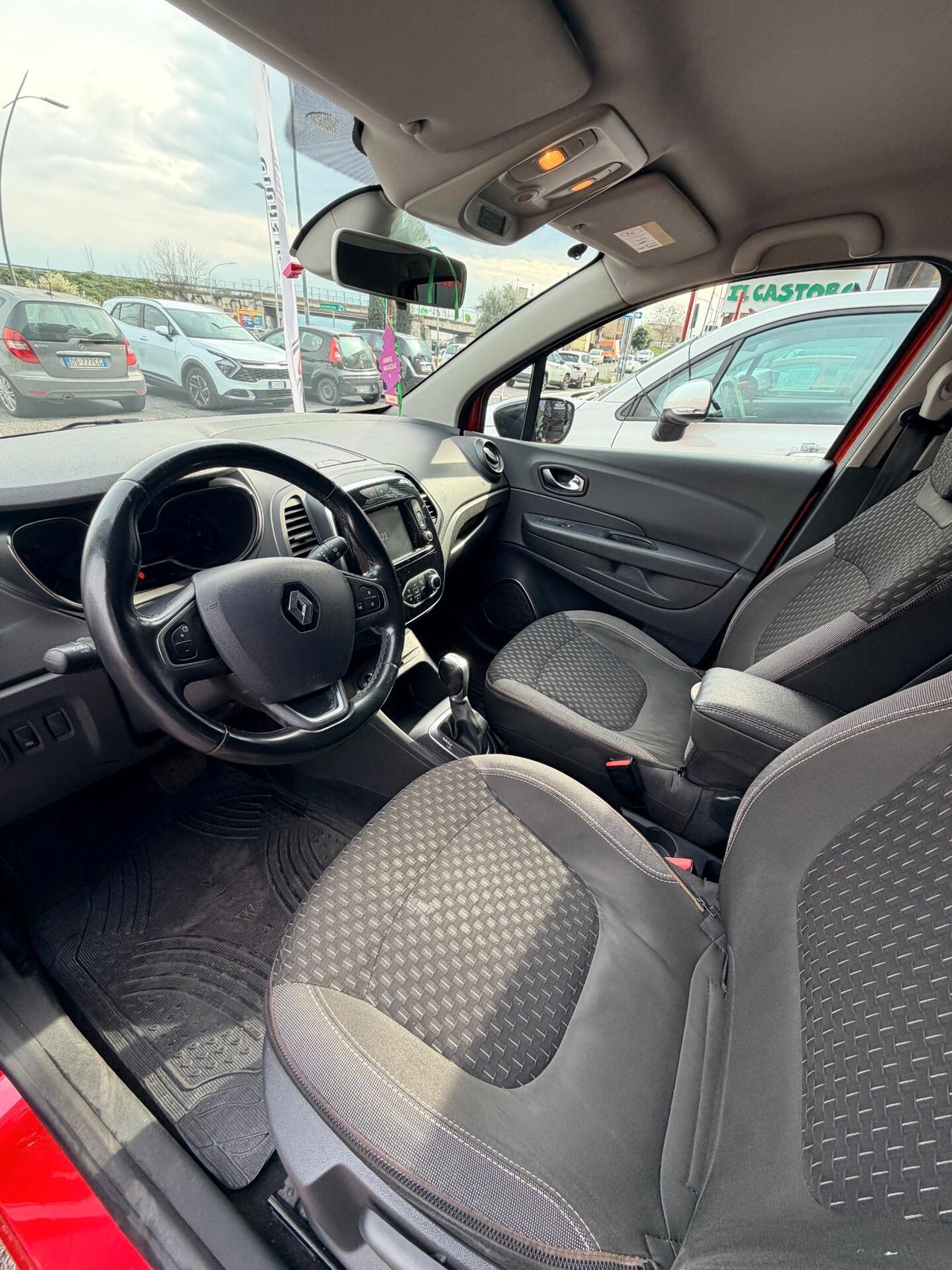 Renault Captur dCi 8V 90 CV EDC Start&Stop Energy Intens