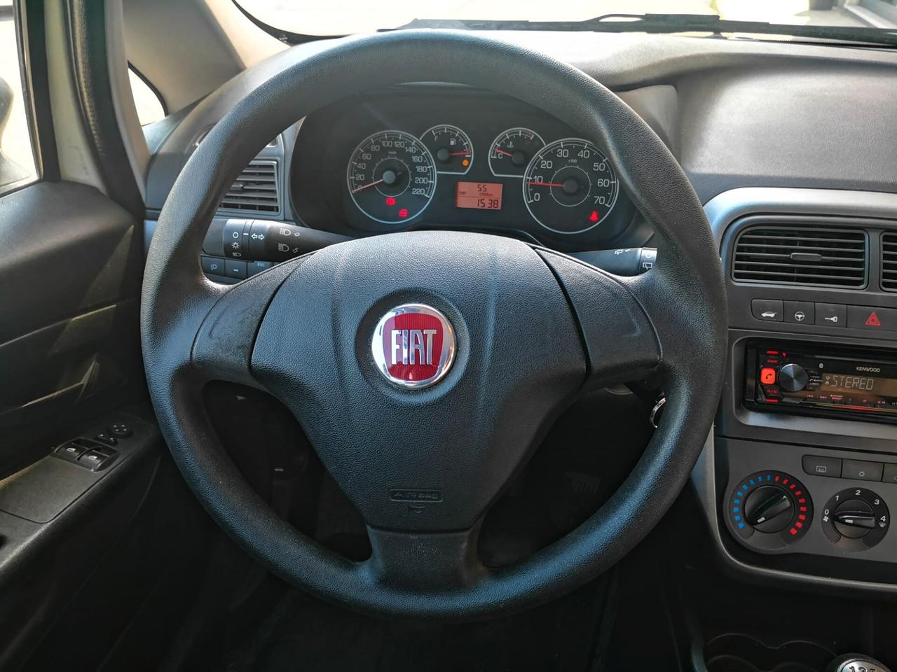 Fiat Grande Punto 1.2 3 porte ***NEOPATENTATI***DISTRIBUZIONE FATTA***
