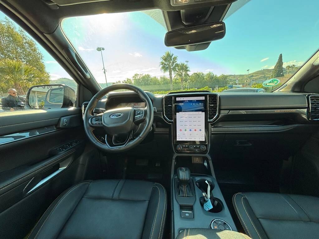 Ford Ranger 2.0 ECOBLUE aut. DC WILDTRACK 5 posti 2023/ solo 18.000 KM IVA ESPOSTA Tuo a soli 499 Euro al mese